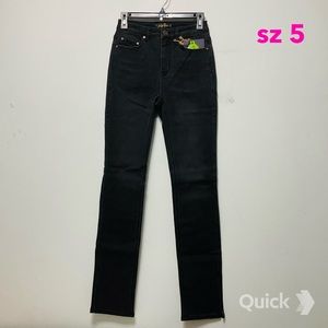 sz 5 - New Indigo Rein High Rise Slit Skinny Jeans